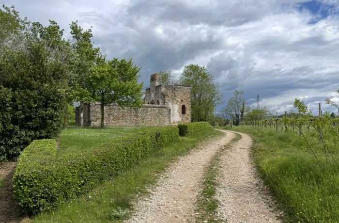 Piccoli luoghi votivi